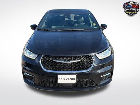 Used 2025 Chrysler Pacifica Select FWD image 9