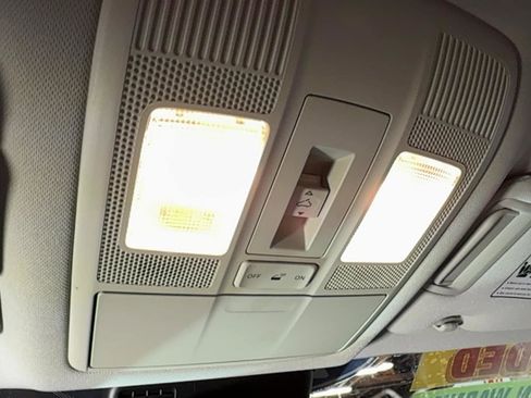 Used 2021 MAZDA CX-9 Touring w/ Touring Premium Package image 37