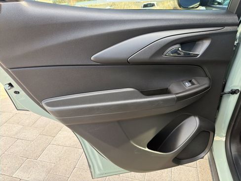 Used 2025 Chevrolet TrailBlazer LT image 90