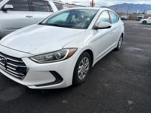 Used 2017 Hyundai Elantra SE FWD image 9