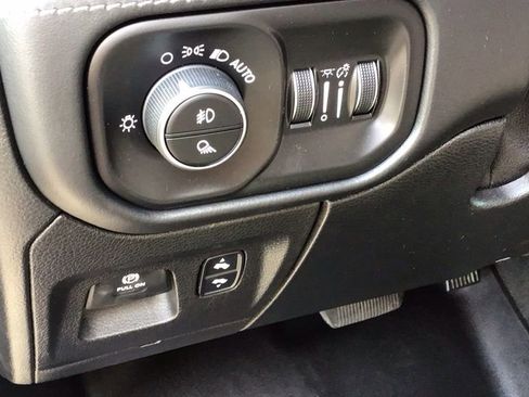 Used 2020 RAM 1500 Limited w/ Black Appearance Package image 22