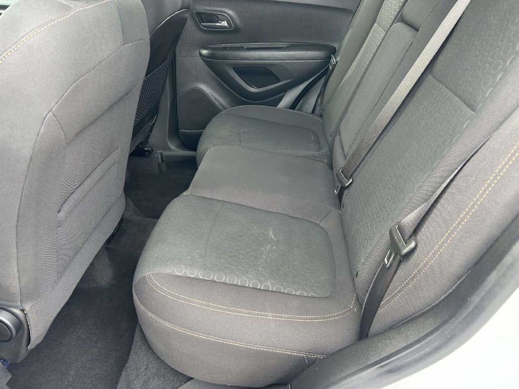 Used 2020 Chevrolet Trax LS w/ Tint and Cruise Package FWD image 12