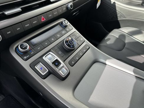 Certified 2025 Hyundai Palisade SEL AWD/4WD image 14
