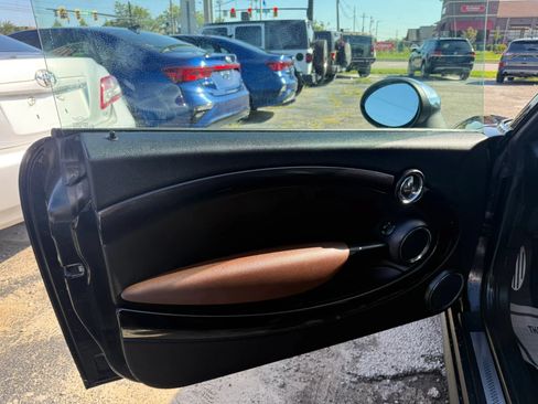 Used 2010 MINI Cooper S FWD image 11