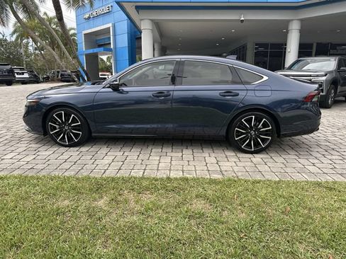 Used 2023 Honda Accord Touring image 32