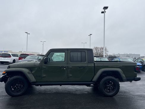Used 2021 Jeep Gladiator Willys image 6