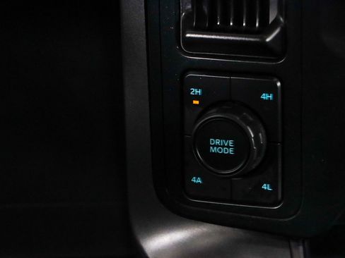 Used 2024 Ford F150 Lariat image 23