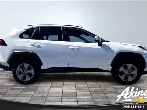 Used 2024 Toyota RAV4 XLE image 16