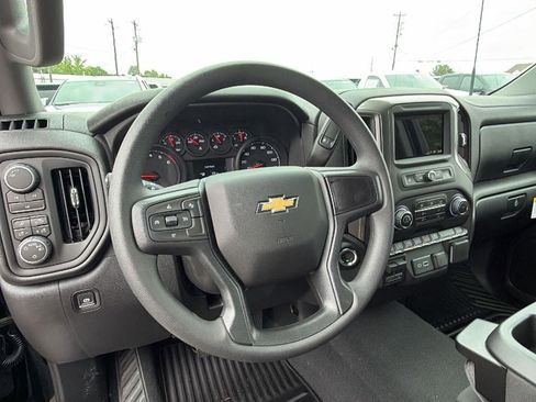 New 2026 Chevrolet Silverado 2500 Custom w/ Custom Value Package AWD/4WD image 18