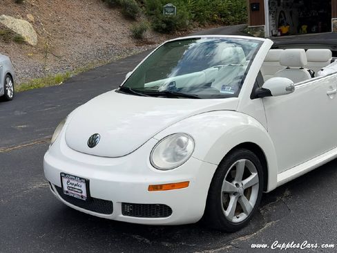 Used 2007 Volkswagen Beetle Triple White Edition FWD image 29