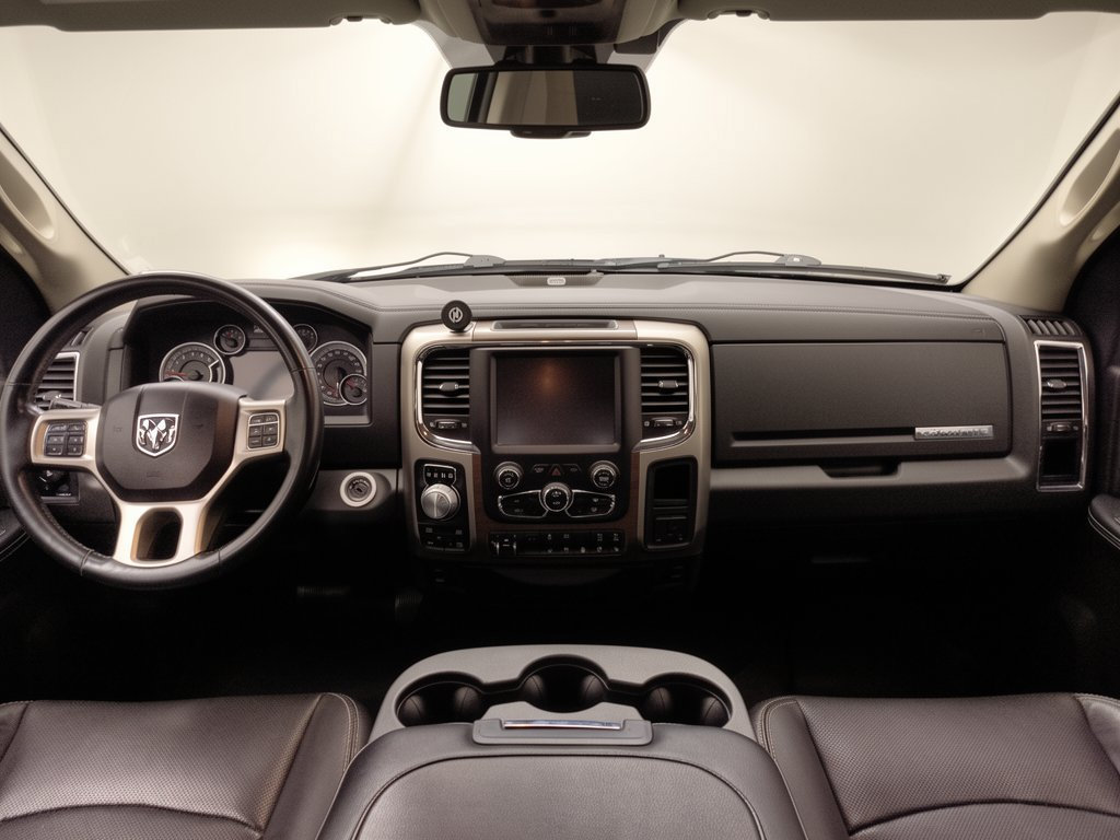 Used 2014 RAM 1500 Laramie AWD/4WD image 17