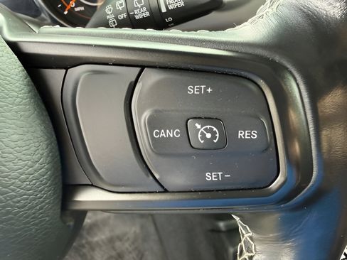 Used 2021 Jeep Wrangler Unlimited Sport AWD/4WD image 20