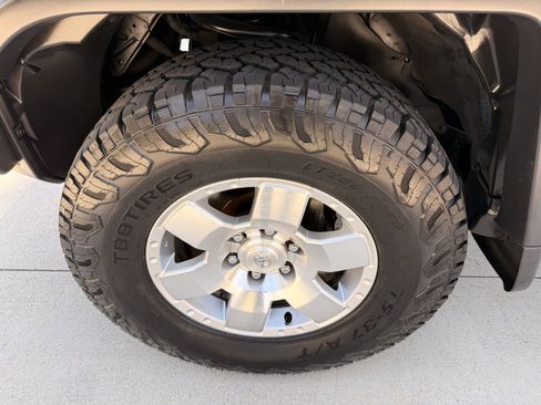 Used 2007 Toyota FJ Cruiser 4WD w/ Upgrade Pkg 1 image 10