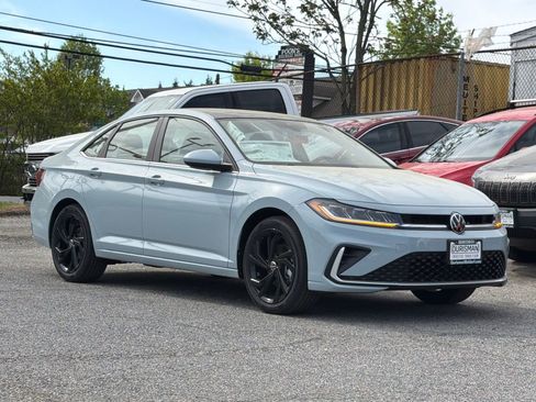 New 2026 Volkswagen Jetta SE image 1