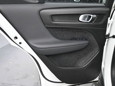 Certified 2023 Volvo XC40 Recharge Ultimate w/ Protection Package Premier image 20