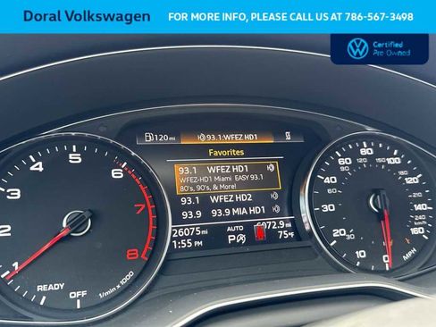 Used 2023 Audi Q5 2.0T Premium w/ Convenience Package image 16