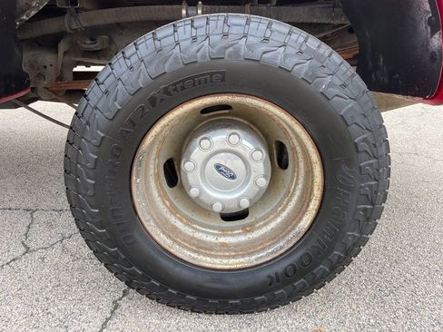 Used 2017 Ford F350 Lariat w/ Snow Plow Prep Package image 14