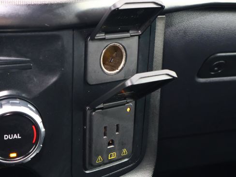 Used 2023 Ford F150 Platinum w/ Equipment Group 701A High image 33