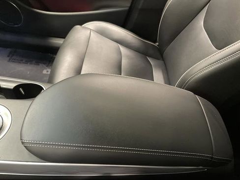 Used 2023 Genesis GV70 2.5T Advanced w/ Advanced Package image 21