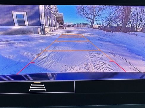 Used 2023 Chevrolet Malibu LT image 19