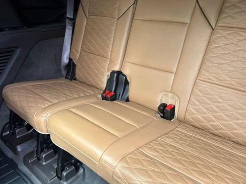 Used 2022 Cadillac Escalade Sport w/ Touring Package AWD/4WD image 18