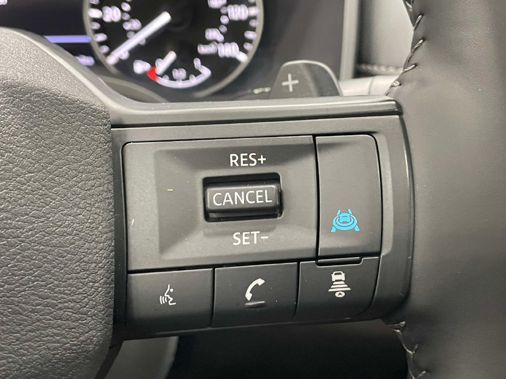 Used 2026 Nissan Rogue Dark Armor FWD image 26