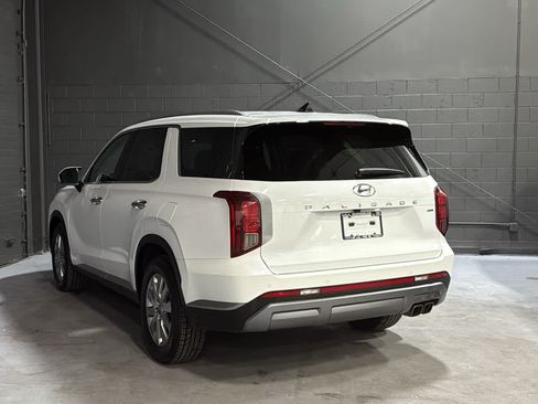 Used 2024 Hyundai Palisade SEL AWD/4WD image 5