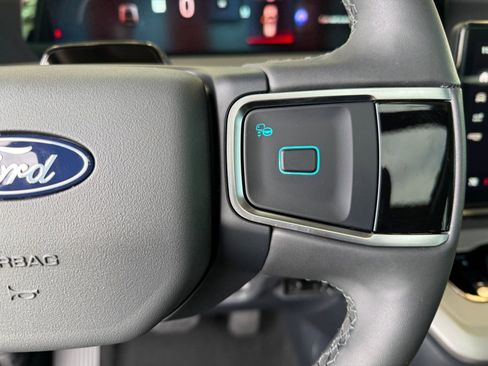 New 2026 Ford Expedition Max Active image 25