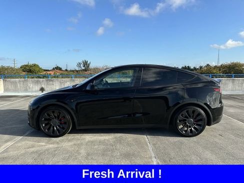 Used 2022 Tesla Model Y Performance image 36