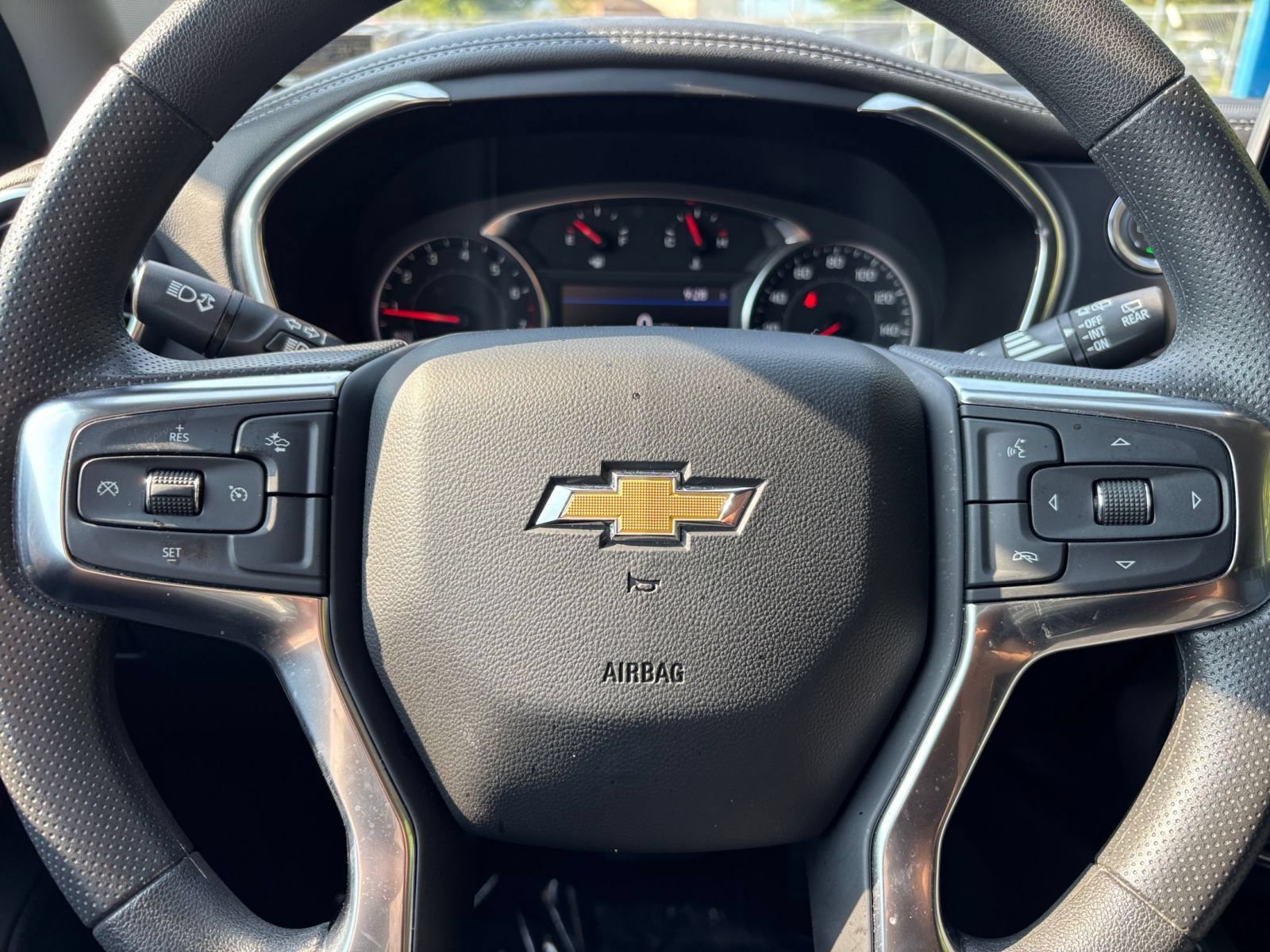 Used 2025 Chevrolet Blazer LT FWD image 28