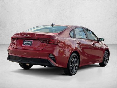 Used 2024 Kia Forte LXS image 5