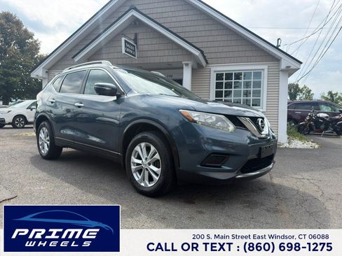 Used 2014 Nissan Rogue SV w/ SV Premium Package AWD/4WD image 1