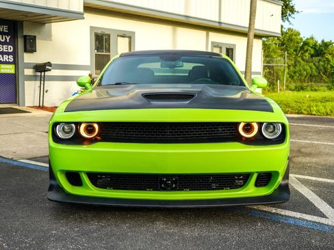 Used 2022 Dodge Challenger R/T Scat Pack RWD image 2