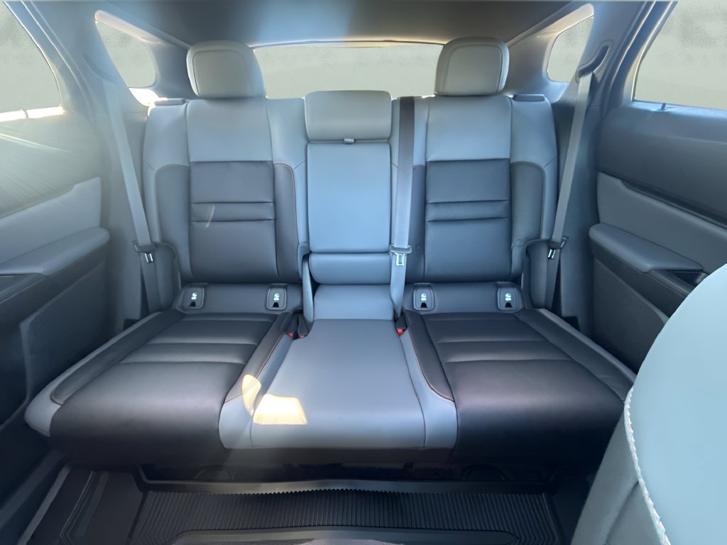 Used 2025 Honda Prologue Touring image 11