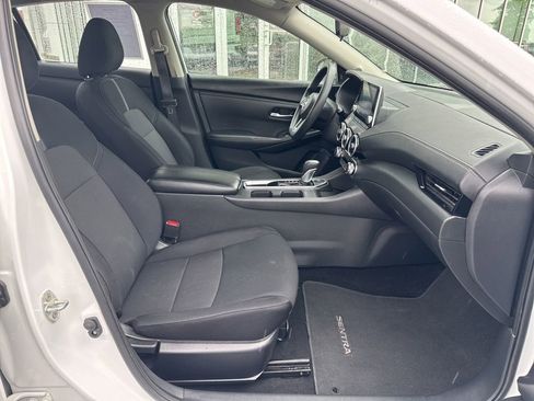 Used 2024 Nissan Sentra SV FWD image 15