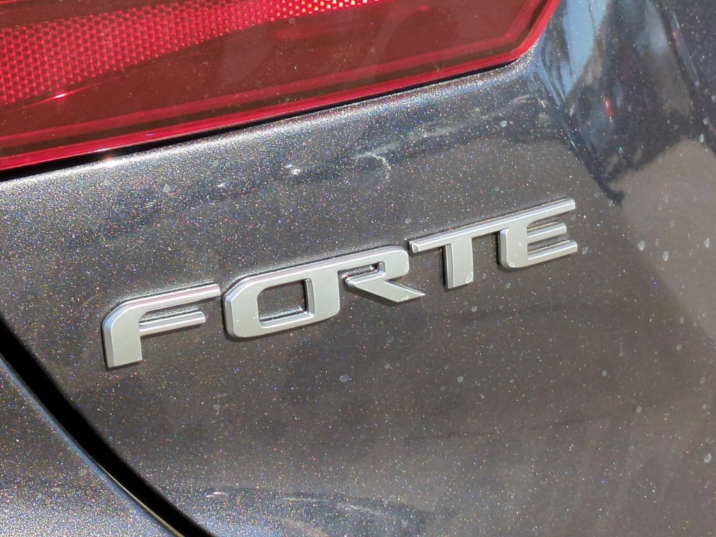 Certified 2024 Kia Forte LXS FWD image 29