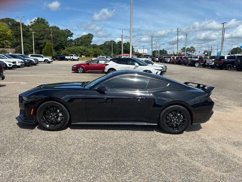 Used 2024 Ford Mustang GT Premium RWD image 2