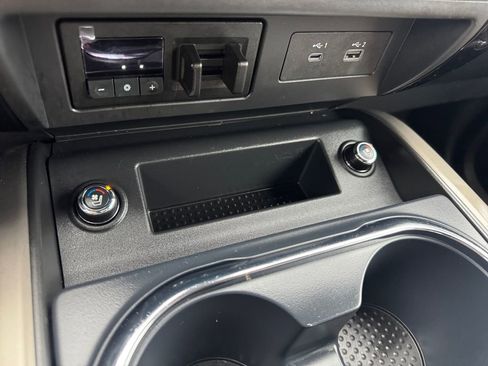 Used 2024 Nissan Titan Platinum Reserve w/ Moonroof Package image 26