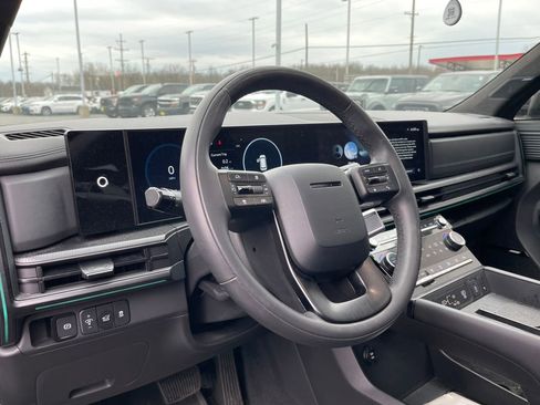 Used 2024 Hyundai Santa Fe Calligraphy image 17