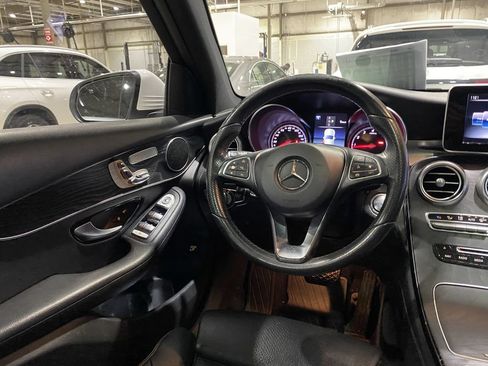 Certified 2018 Mercedes-Benz GLC 300 image 3