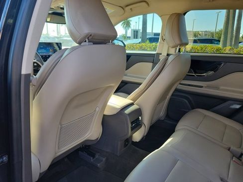 Certified 2023 Lincoln Corsair FWD image 15