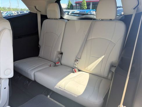 Used 2023 Buick Enclave Essence w/ LPO, Floor Liner Package AWD/4WD image 27