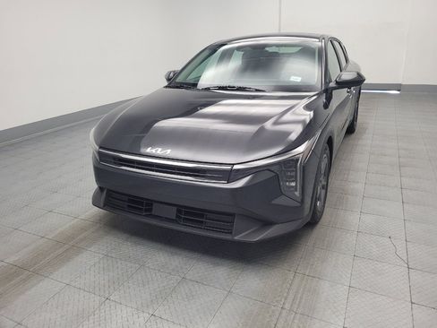 Used 2025 Kia K4 FWD image 15