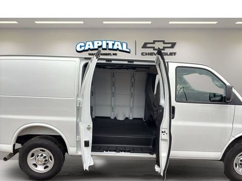 New 2025 Chevrolet Express 2500 w/ Driver Convenience Package RWD image 16