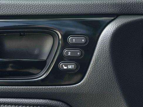 Used 2023 Honda Odyssey Touring image 40