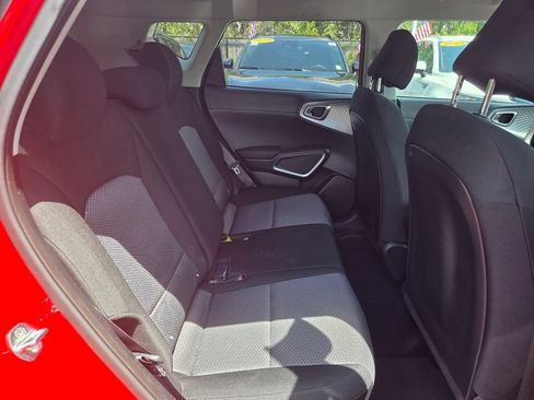 Used 2022 Kia Soul LX FWD image 28