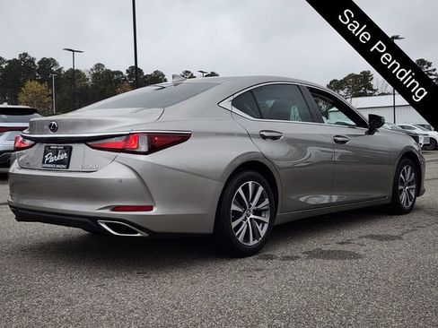 Used 2020 Lexus ES 350 w/ Premium Package image 5