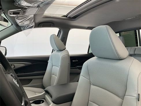 New 2025 Honda Ridgeline RTL image 20