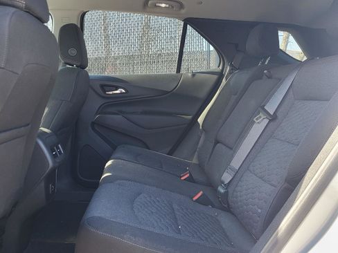 Used 2021 Chevrolet Equinox LT image 10