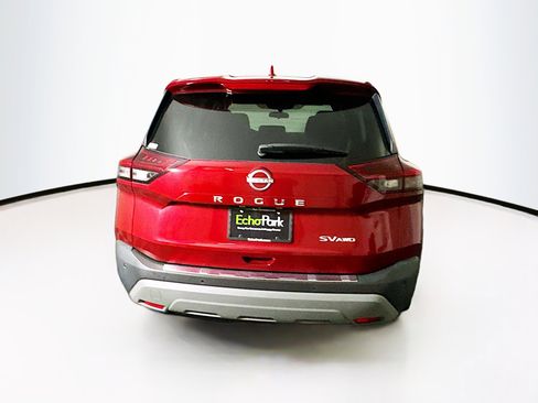 Used 2023 Nissan Rogue SV image 7